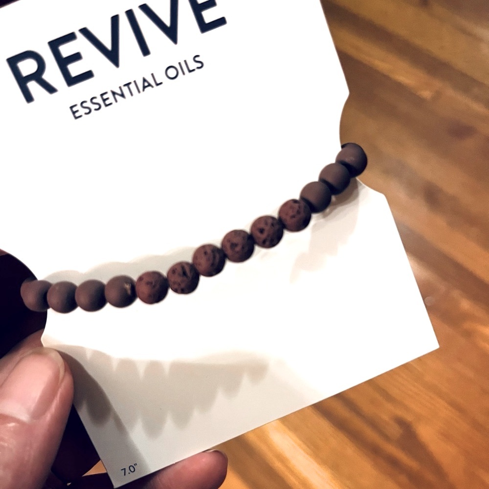 Diffuser bracelet
